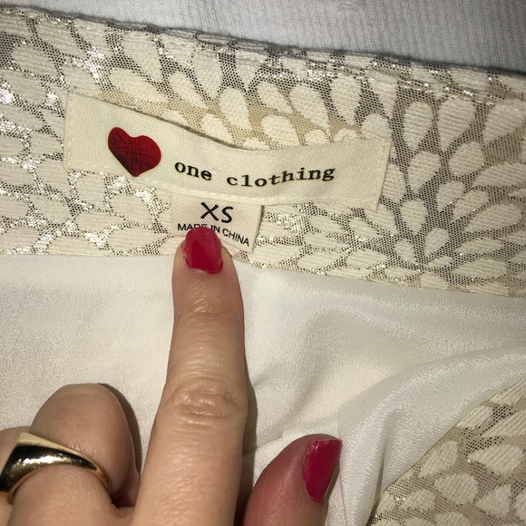 White + Metallic Skirt - Picture 4 of 6